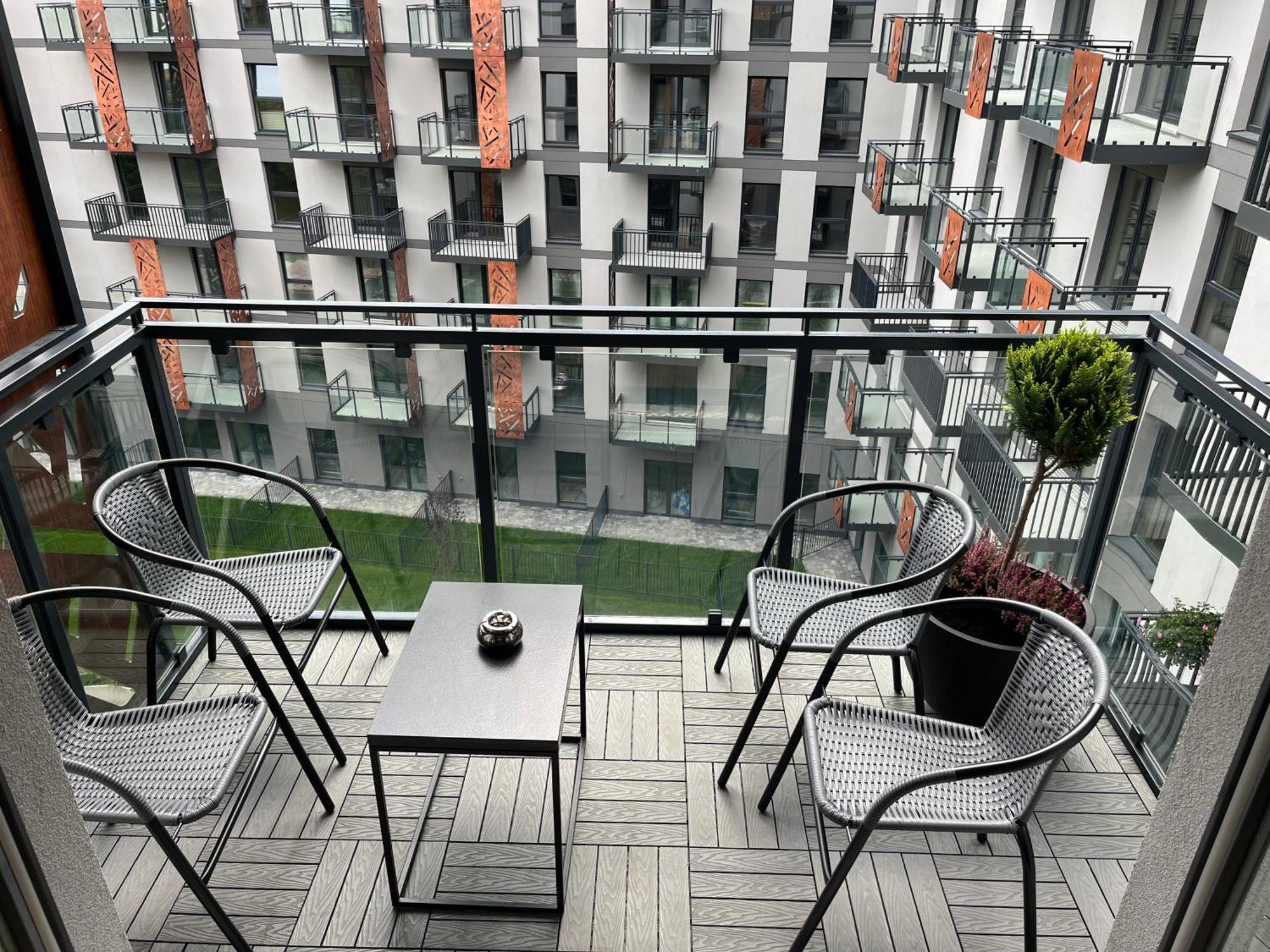 Jesionowe Nad Odra, Stare Miasto, Sauna W Jednym, Klimatyzacja , Garaz Podziemny 0 Zl, Odra River , Old Town, New Building, Air Conditioning, Sauna-one, Underground Garage Free Apartment