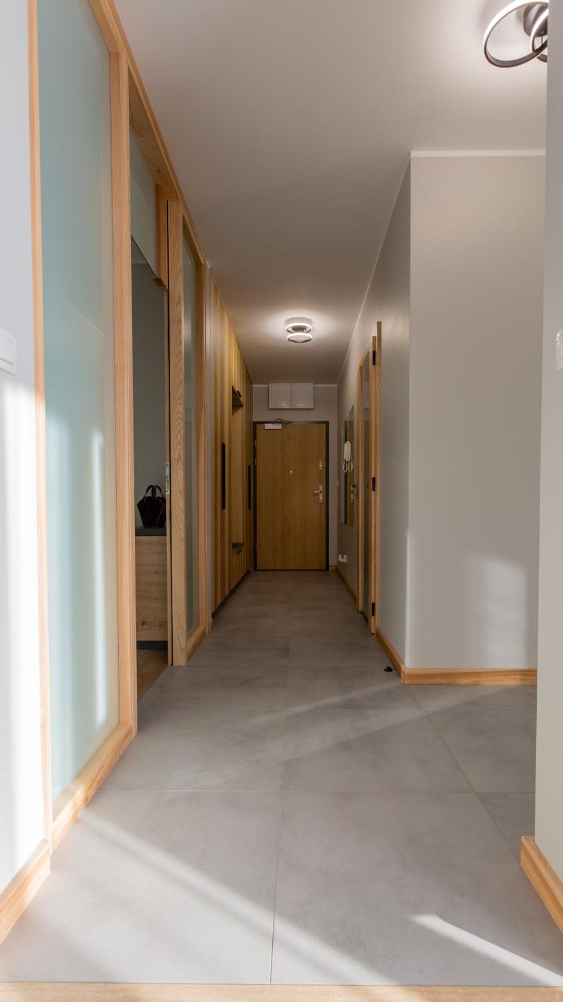 Apartment Jesionowe Nad Odra, Stare Miasto, Sauna W Jednym, Klimatyzacja , Garaz Podziemny 0 Zl, Odra River , Old Town, New Building, Air Conditioning, Sauna-one, Underground Garage Free
