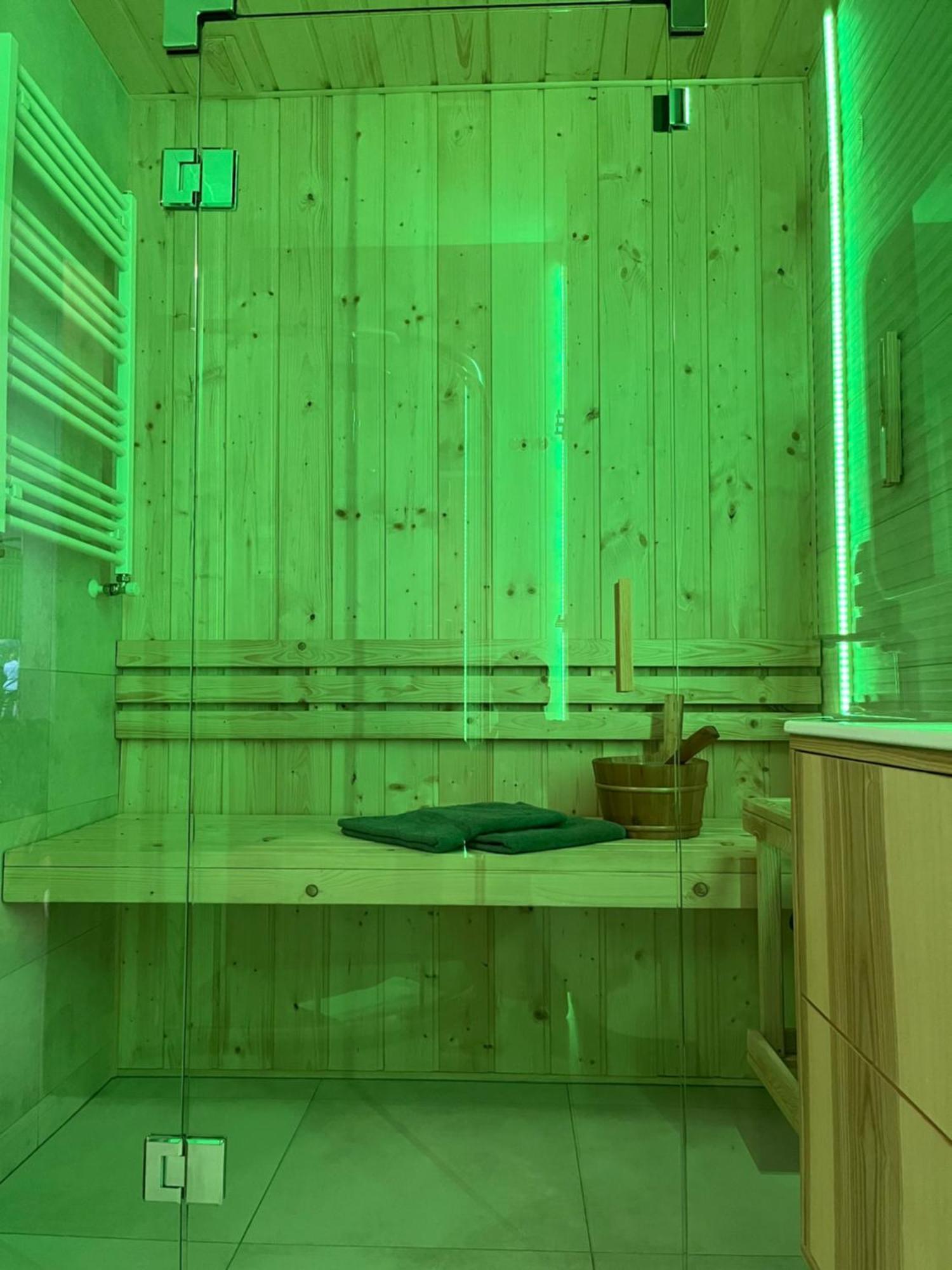 Jesionowe Nad Odra, Stare Miasto, Sauna W Jednym, Klimatyzacja , Garaz Podziemny 0 Zl, Odra River , Old Town, New Building, Air Conditioning, Sauna-one, Underground Garage Free Apartment Wroclaw
