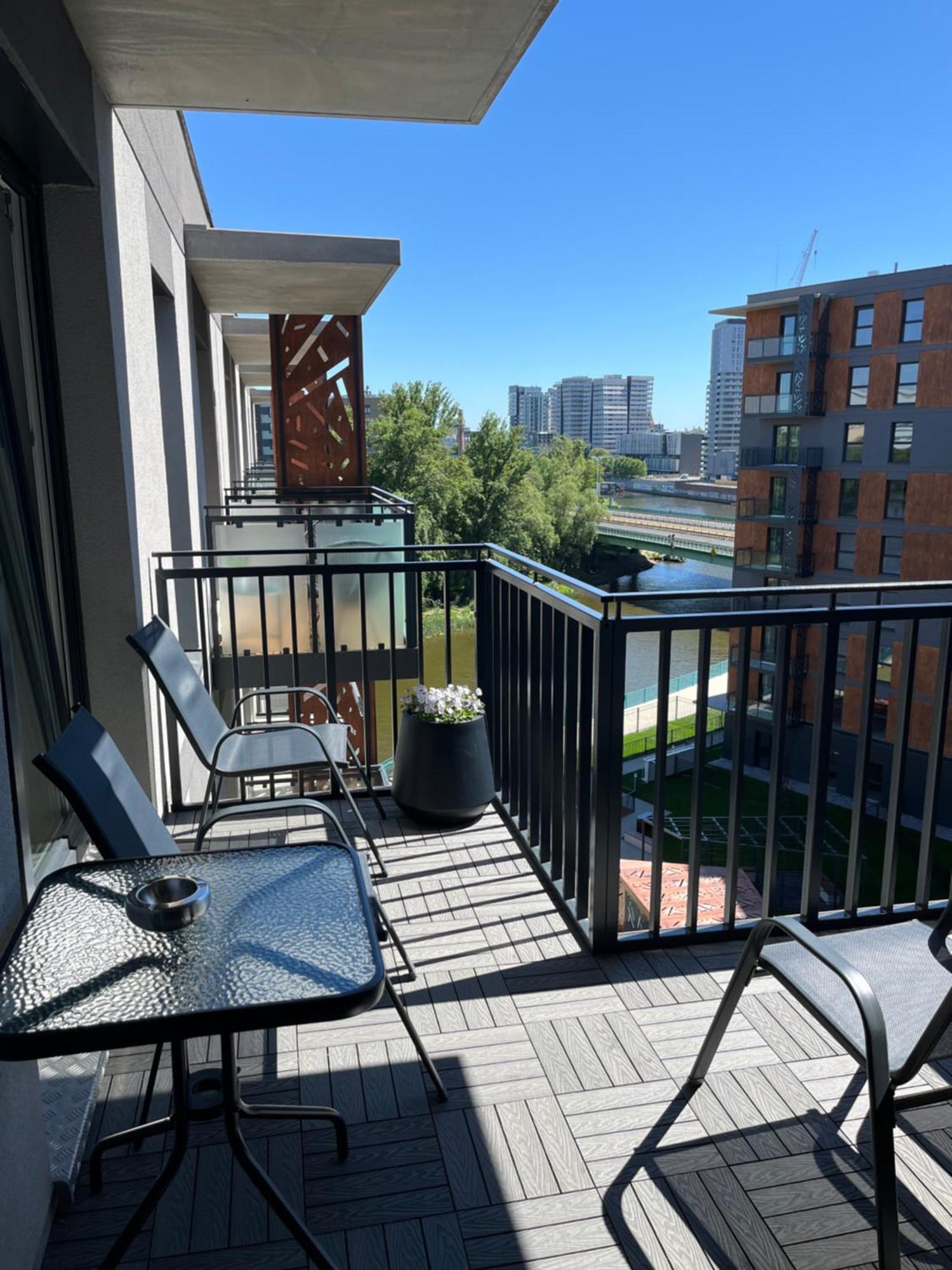 Apartment Jesionowe Nad Odra, Stare Miasto, Sauna W Jednym, Klimatyzacja , Garaz Podziemny 0 Zl, Odra River , Old Town, New Building, Air Conditioning, Sauna-one, Underground Garage Free Wroclaw
