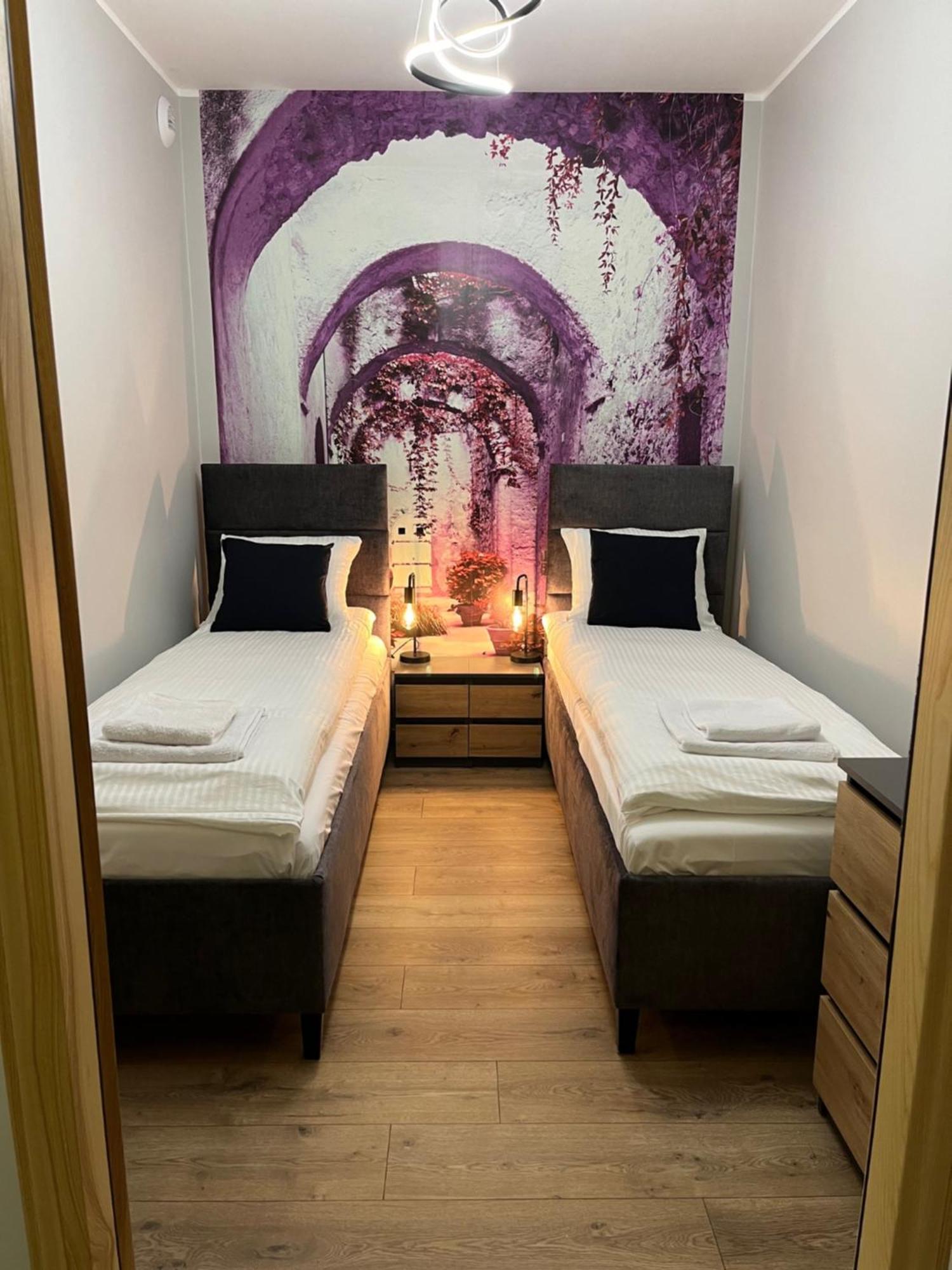 Apartment Jesionowe Nad Odra, Stare Miasto, Sauna W Jednym, Klimatyzacja , Garaz Podziemny 0 Zl, Odra River , Old Town, New Building, Air Conditioning, Sauna-one, Underground Garage Free Wroclaw